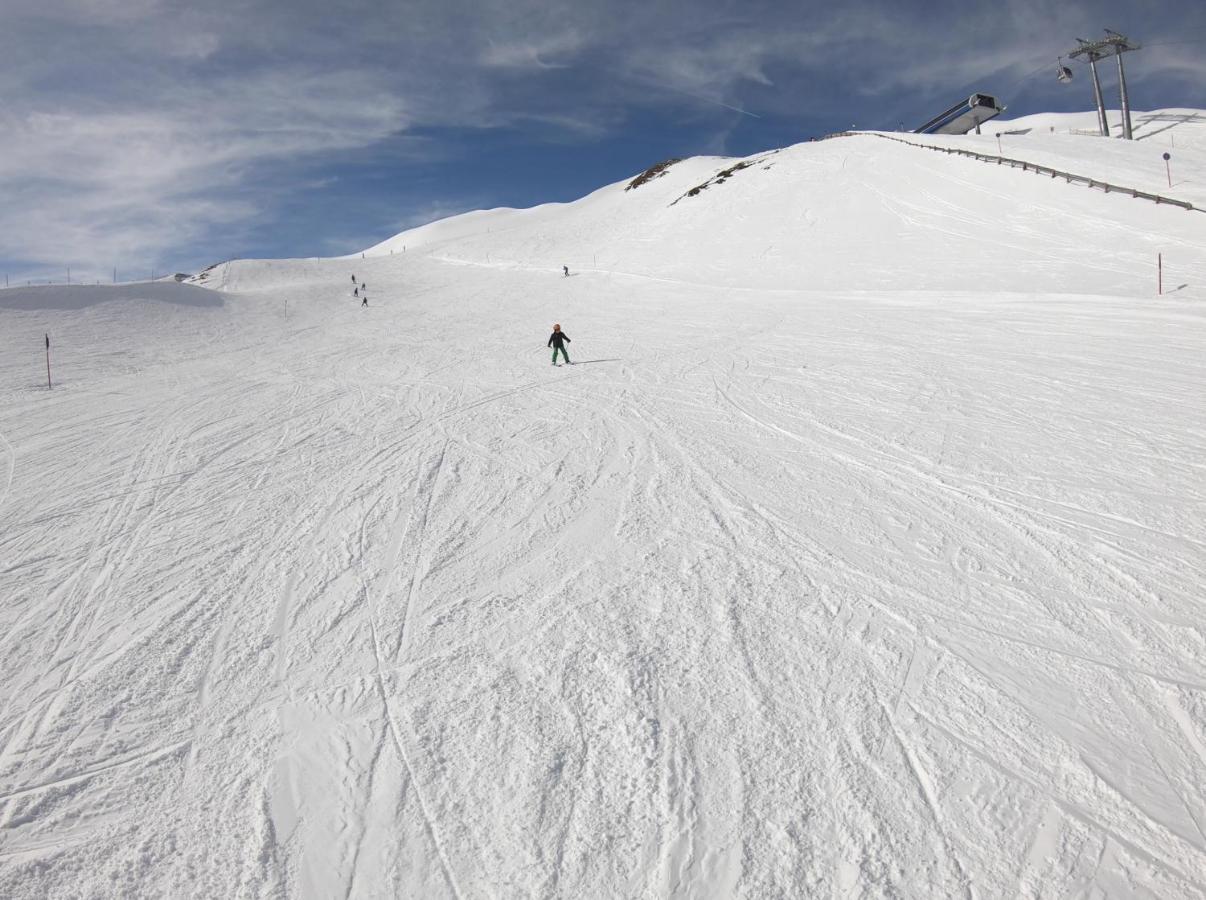 Modern Mountain Apart Directly By Skiing Area Rauris Exteriör bild